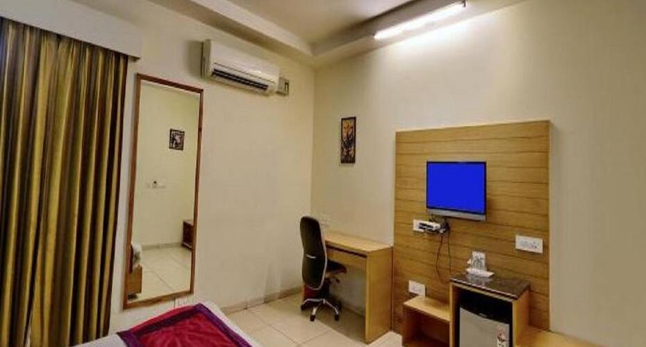 Hotel Saugaat Regency, Dera Bassi 2